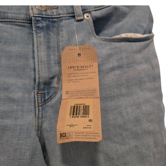 Levi’s Light Wash Bermuda Denim Shorts | Women’s 28 | NWT - Picture 3 of 5